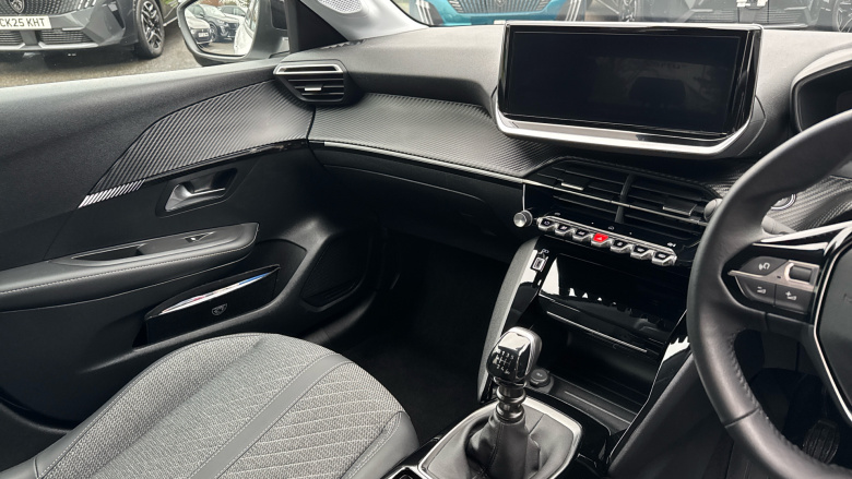 Peugeot 208 1.2 PureTech 100 Allure 5dr Petrol Hatchback